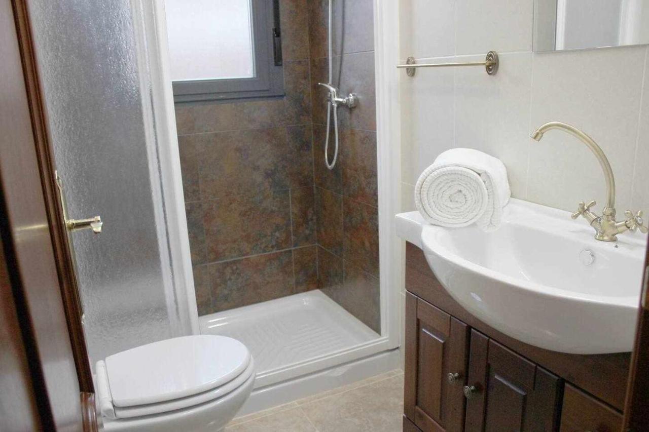El Duplex Mas Centrico Del Humedo Desayuno Y Wifi Apartment เลออน ภายนอก รูปภาพ